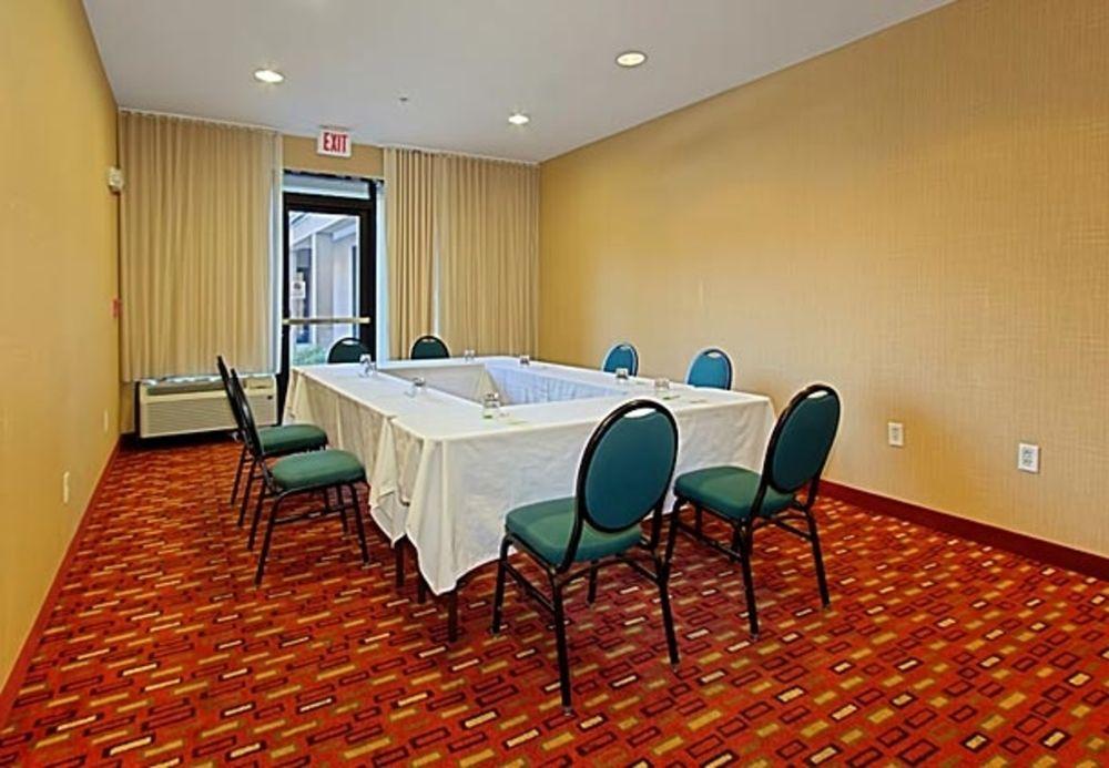 Courtyard By Marriott Springfield Hotel Екстериор снимка