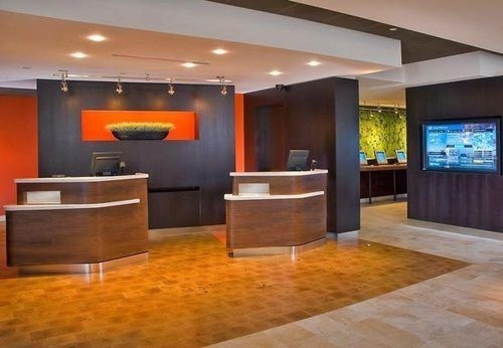 Courtyard By Marriott Springfield Hotel Екстериор снимка