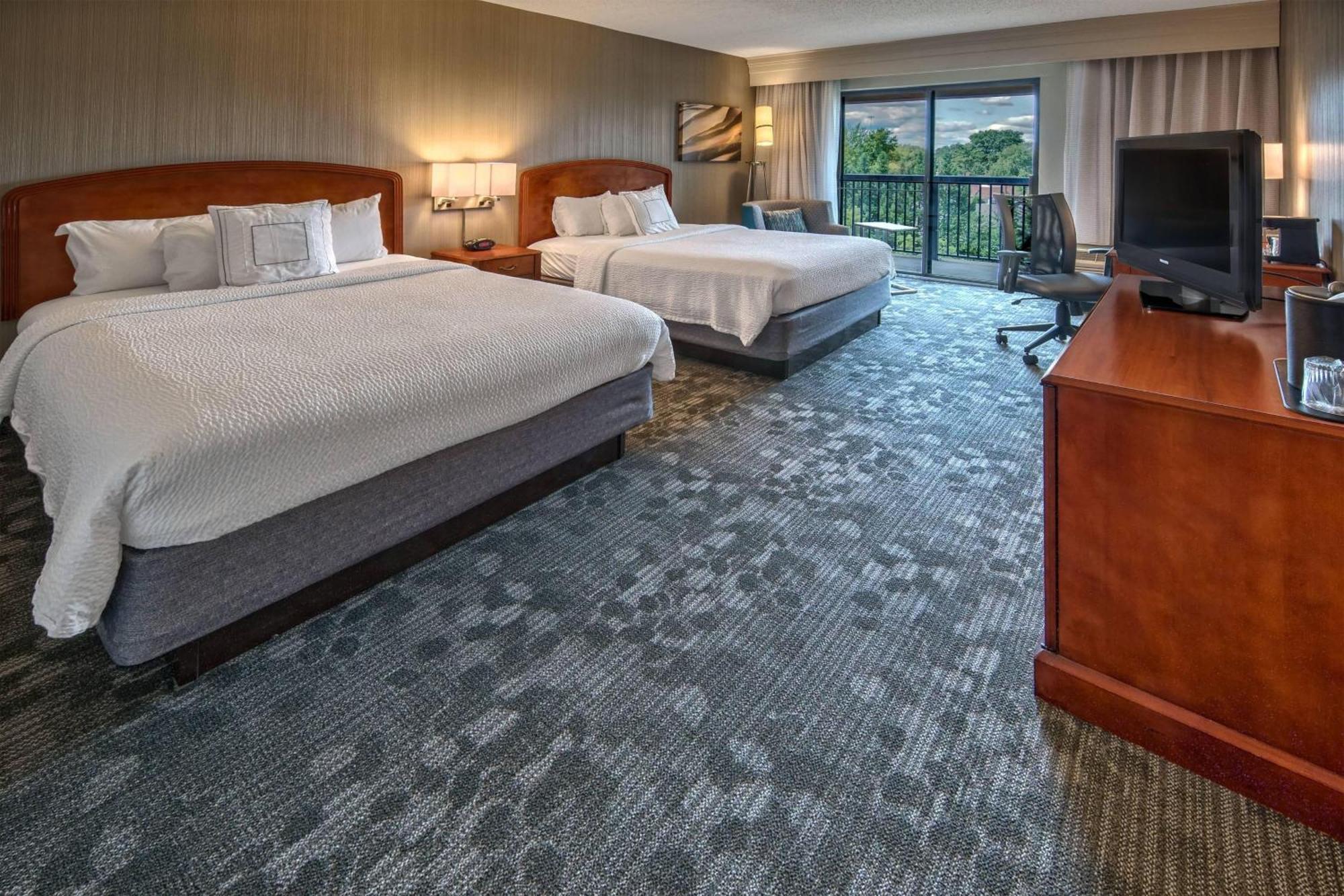 Courtyard By Marriott Springfield Hotel Екстериор снимка